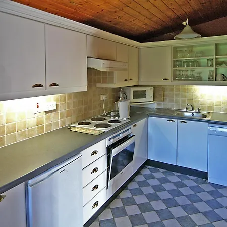 בית נופש 4 Bed In Oc-i023 Carne